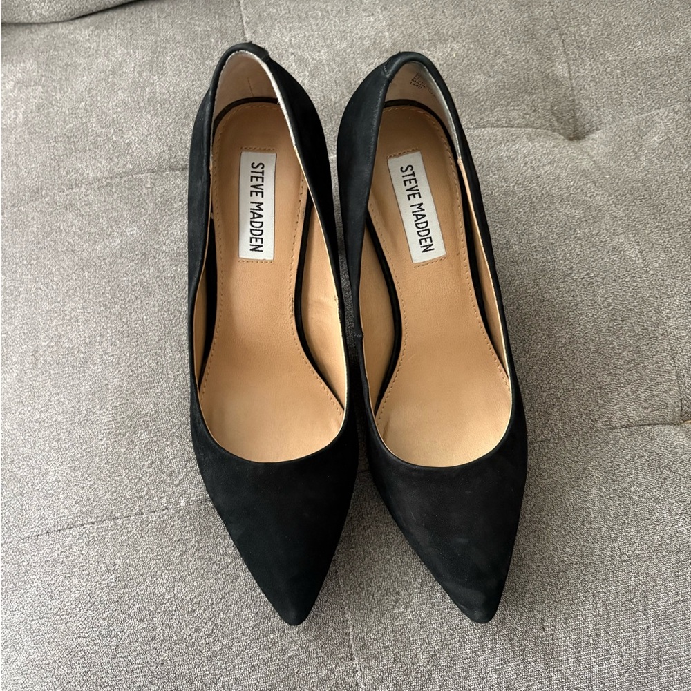 Steve Madden Black Suede block Heels